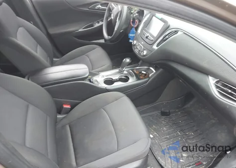 2018 Chevrolet Malibu Lt z USA, uszkodzony, nr VIN 1G1ZD5ST7JF169746